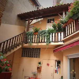 Logis Saint Clair 2*, Albi France